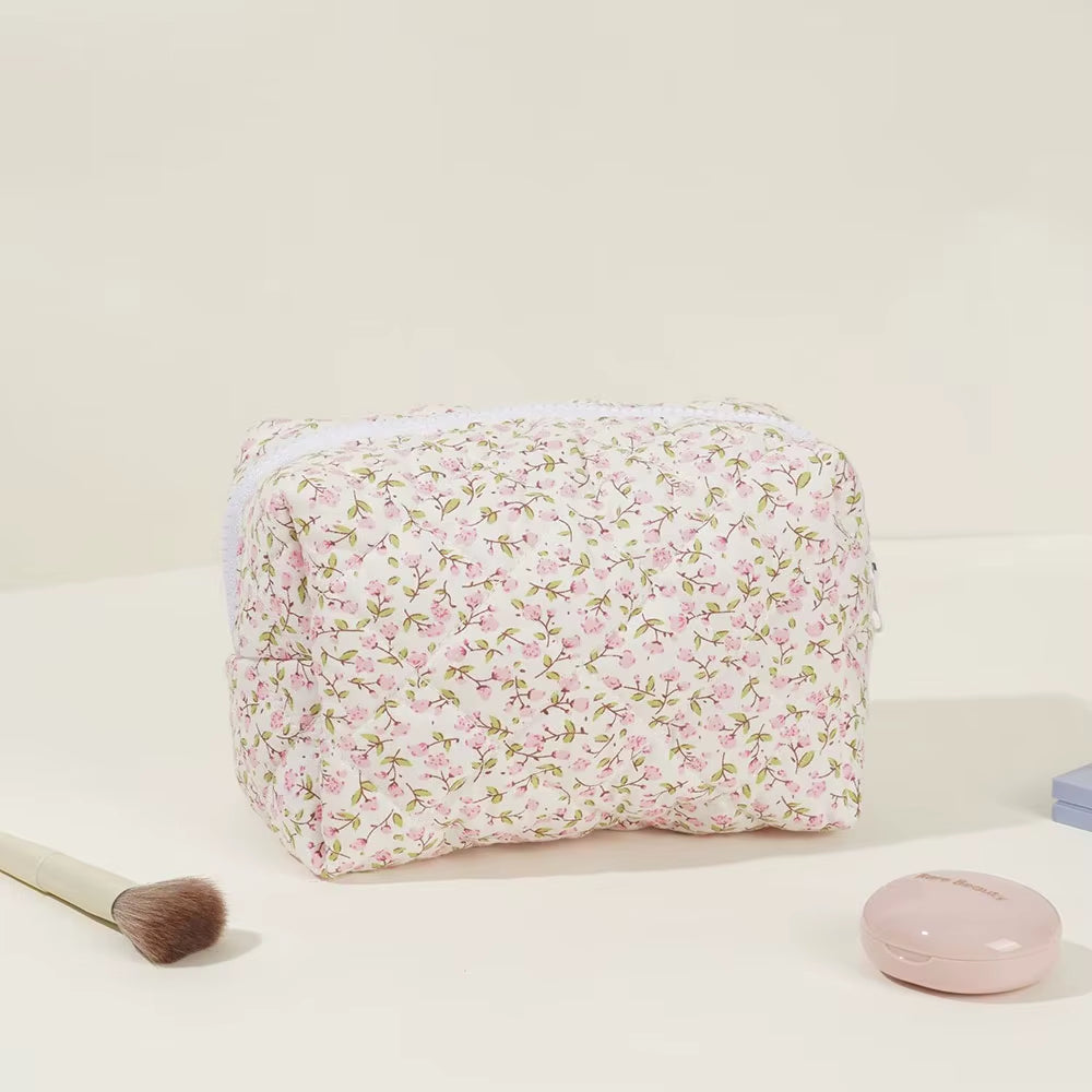 Tropic pouch
